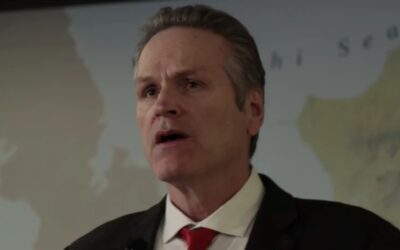 Dunleavy praises Trump orders calling for more drilling, logging and mining in Alaska